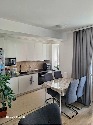 Apartament 2 camere - Str. Galați 30, Între Lacuri - imagine 4