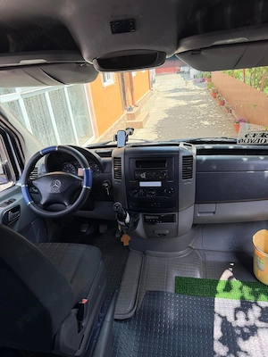 Mercedes Sprinter 20 locuri - imagine 7