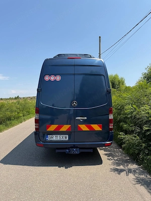 Mercedes Sprinter 20 locuri - imagine 3