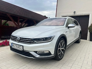 VW Passat Alltrack BiTDI Full