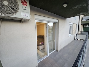 Inchiriez Ap 3 camere , spatios ,70 mp direct proprietar 0 comision , Giroc ,LIDL , 460 euro - imagine 5