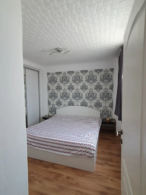 Închiriez apartament cu 2 camere în orașul Buziaș  - imagine 7