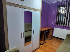 Apartament 3 Camere - Decomandat Complet Utilat, Mobilat - imagine 5