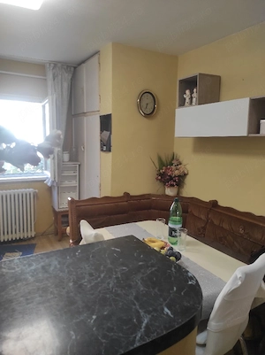 Ap cu 3 camere parter înalt,zona liceul de muzică 