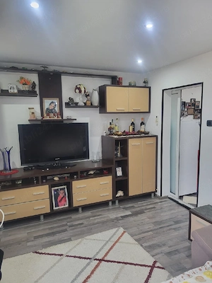 vand apartament 2 camere zona alfa Arad - imagine 4
