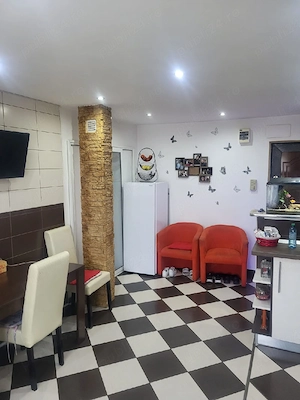 vand apartament 2 camere zona alfa Arad - imagine 2