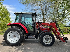 Tractor Massey Ferguson Cu incarcator (Valorificare ANAF) - imagine 2