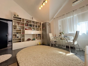 In braytim, aproape de muzeul de apa, cu spatiu de depozitare in pod ! - imagine 2