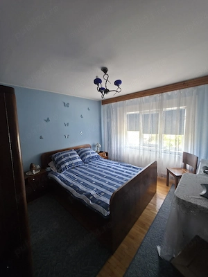 Apt. 3 camere, 2 băi, mobilat, A C, zona Sineasca - George Enescu  - imagine 2