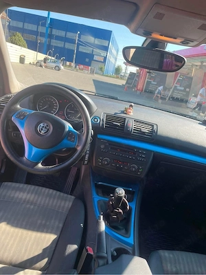 bmw  118d  - imagine 4