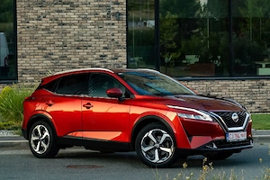 Nissan Qashqai 1.3 Mhev 158CP, Benzină 4X4 AUTOMAT !!! Edițion 2023 !!! - imagine 2