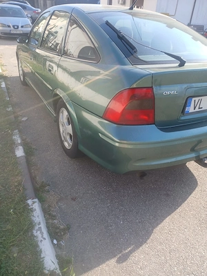 opel vectra 1.6 benzina - imagine 2