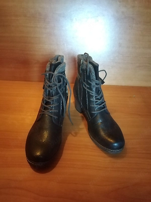 Ghetuțe pentru femei , nr 40