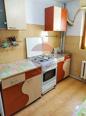 Apartament 2 camere · Decomandat · Zona Gară Nicolina · 10 min Palas - imagine 7