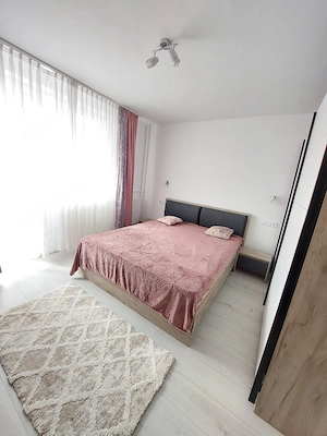 Apartament cu 3 cameră de închiriat – Zona Centrală, Oradea - imagine 2