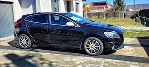 Volvo D3 R-Desig Momentum - imagine 3