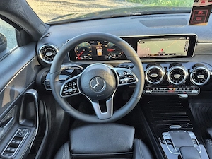 Mercedes A c180d 2019 - imagine 7