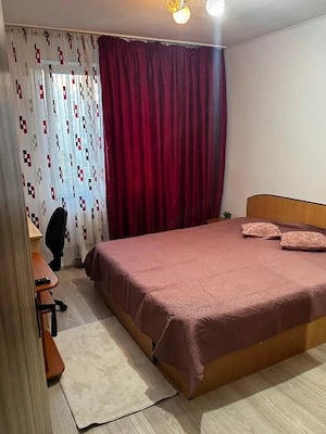 Apart 3 cam langa metrou - imagine 2