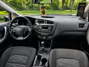 Kia Ceed 1.6 CRDi diesel 128 CP 2013 - imagine 8