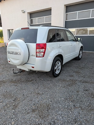 Suzuki Grand Vitara 1.9 D, 129 cp Euro 5 - imagine 3
