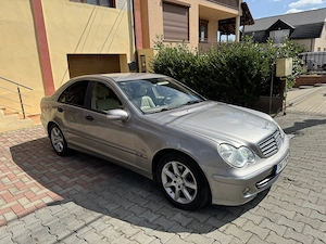 Mercedes-Benz C 200 CDI 2.2 Diesel, 2  km - imagine 2