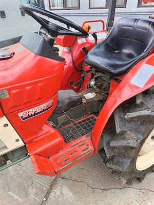 Tractor japonez Yanmar  - imagine 4