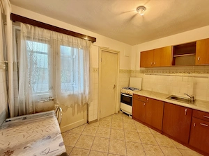 Apartament 3 camere decomandat bilateral, 63 mp utili, parter înalt, zona centrală, 2 balcoane - imagine 5