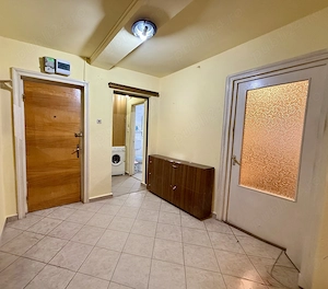 Apartament 3 camere decomandat bilateral, 63 mp utili, parter înalt, zona centrală, 2 balcoane - imagine 4