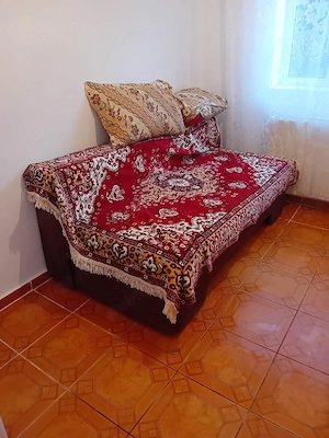 închiriez garsonieră conf3 