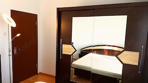 Student ,caut student colocatar pt apart 2camere decomandat Calea Bucuresti pe care l-am inchiriat  - imagine 2