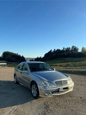 Mercedes C-Classe 1.8 benzina și gaz - imagine 2