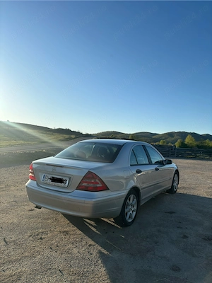 Mercedes C-Classe 1.8 benzina și gaz - imagine 3