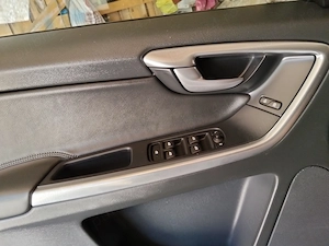 Volvo xc 60  - imagine 8
