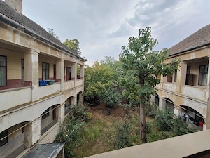 Cladire S+P+2, 1150mp teren, 1403mp cladire, Arad central - imagine 4