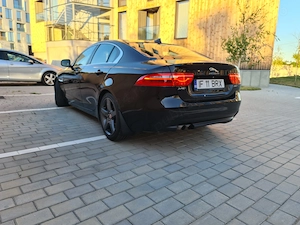 Jaguar XE 2016 2.0d - Al doilea proprietar - Distribuție schimbată - imagine 3
