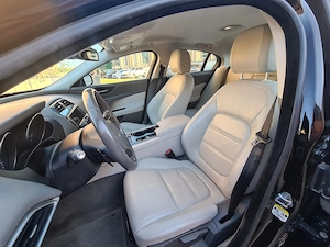 Jaguar XE 2016 2.0d - Al doilea proprietar - Distribuție schimbată - imagine 5