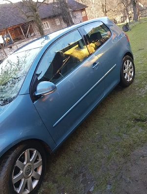 Vând urgent Golf 5 