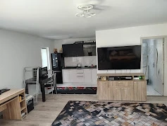 Casa + 6500 mp teren intravilan construibili - imagine 9