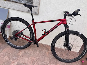 Bicicletă trek  carbon 