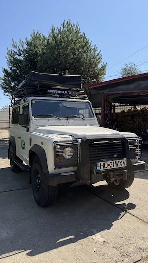 Land Rover Defender 9  Td5, 139 CP - imagine 3