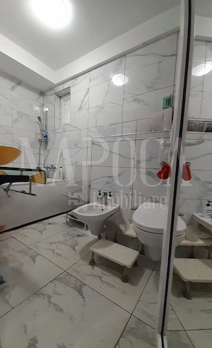 Aviz pentru Investitori !!!  PERSOANĂ FIZICĂ-VAND URGENT  Casa Pensiune in regim P+1E, in Oradea,  - imagine 10