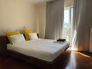 Premium home with reserved parking in Cosmopolis - imagine 5
