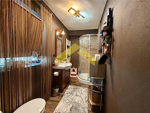 Casa de vanzare localitatea Cladova, judetul Arad - imagine 9