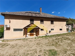 Casa de vanzare localitatea Cladova, judetul Arad - imagine 18
