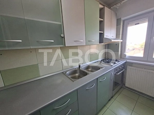 Apartament cu 2 camere balcon  pivnita de vanzare strada Vasile Aaron - imagine 9