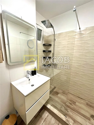 Etaj 1, 2 camere decomandate, zona Republicii - Aeroport, Bacau - imagine 9