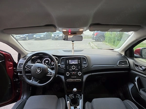 Renault Megane 1.3 turbo benzină 140 cai - imagine 3