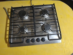 plita incorporabila pe gaz HANSA  model BHGI63110035