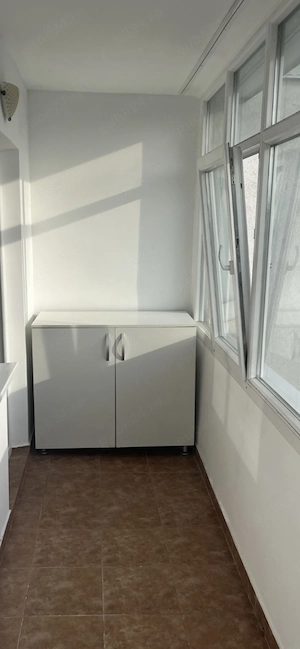 pers fizica inchiriez apartamem cu o camera zona Mall - imagine 4