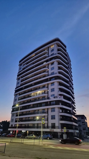 Apartament 3 camere decomandate | Tomis Tower 1 | Etaj 9 | Vedere panoramică | 70 mp + balcon